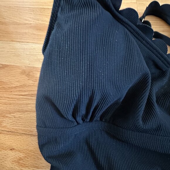 NWT Charmo Scalloped Ribbed One Piece Swimsuit Size Small - Picture 11 of 16